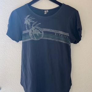 olive RIPCURL logo shirt